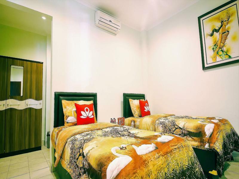 Zen Cipedes Tengah Homestay Bandung